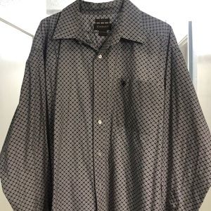 Ariat long sleeve shirts in great condition